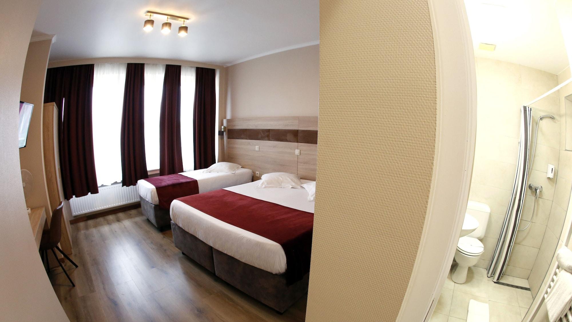 Hotel De France Saint-Gilles Zewnętrze zdjęcie