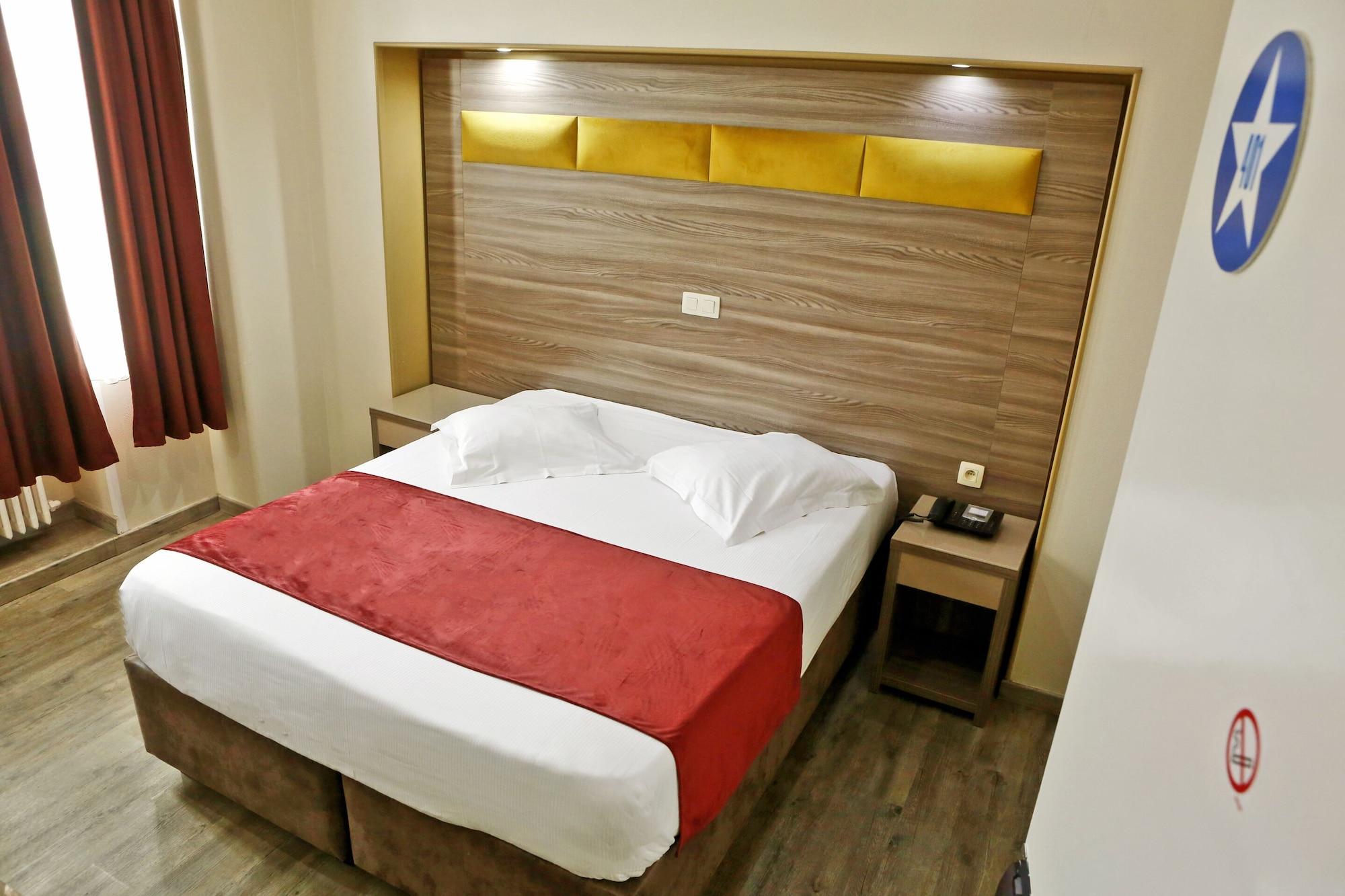Hotel De France Saint-Gilles Zewnętrze zdjęcie