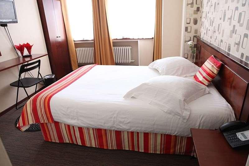 Hotel De France Saint-Gilles Pokój zdjęcie