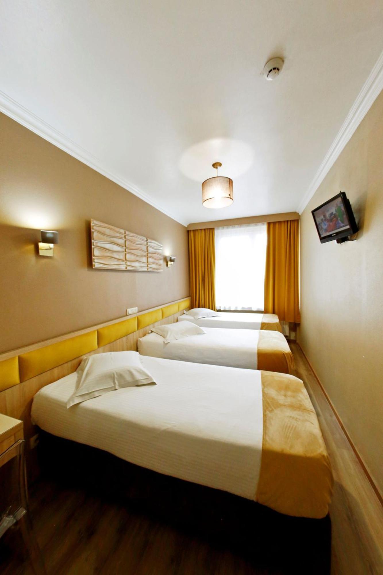 Hotel De France Saint-Gilles Zewnętrze zdjęcie