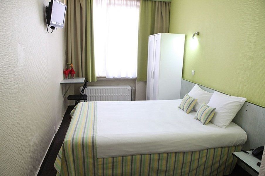 Hotel De France Saint-Gilles Zewnętrze zdjęcie
